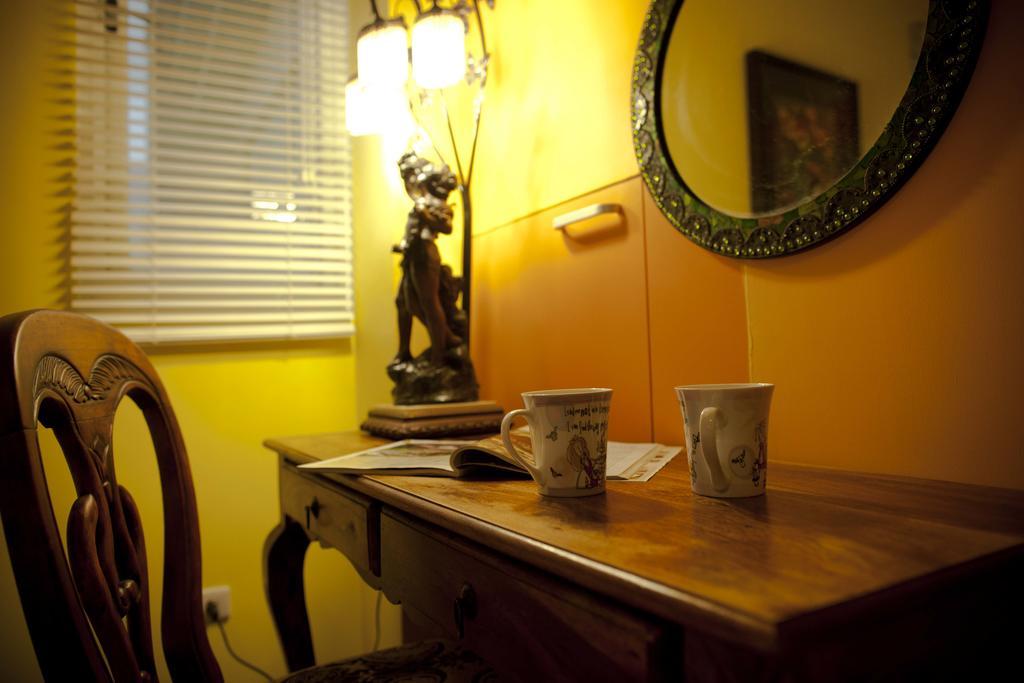 Alongs Garden Bed and Breakfast Heng-ch'un Buitenkant foto